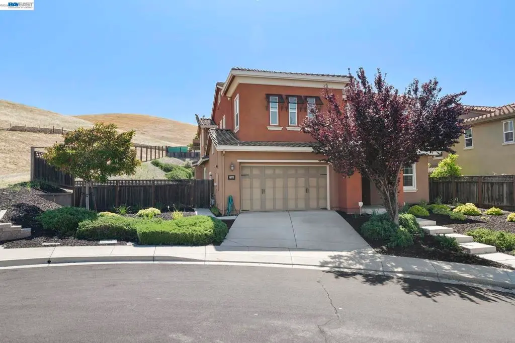Single Family Residence for sale at 4951 Campanille Ct, Dublin, CA featuring 5 beds and 5 baths