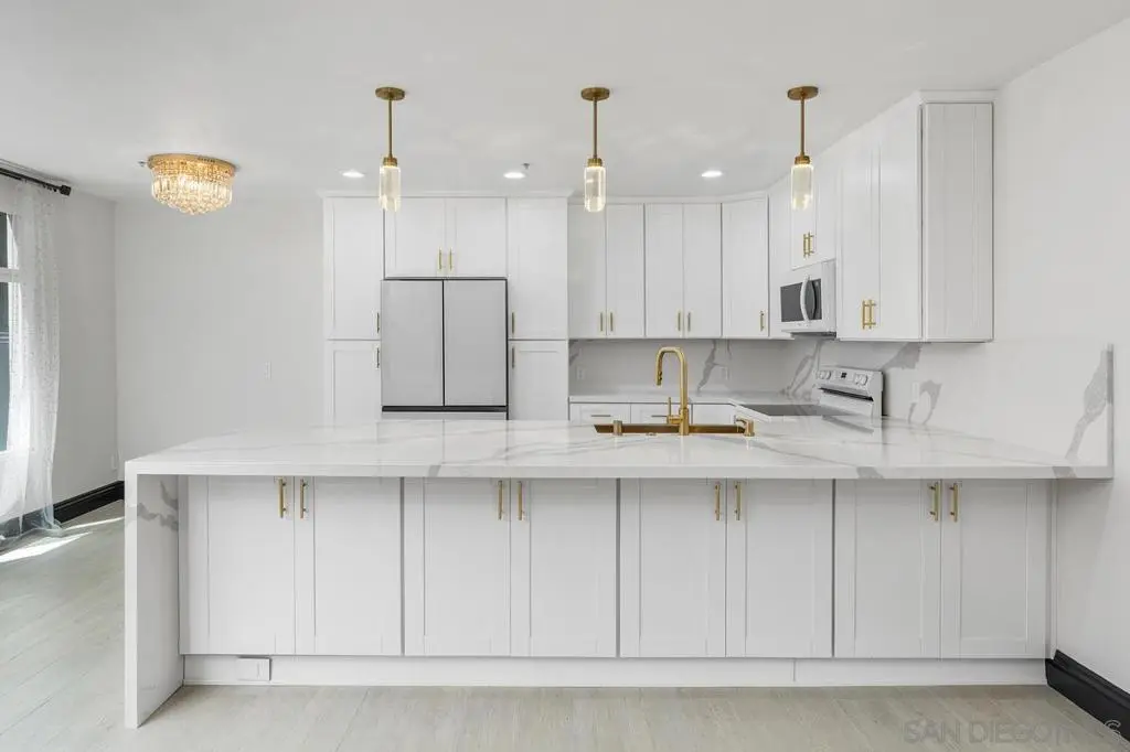 Single Family Residence for rent at 602 W Fir St 201, San Diego, CA featuring 1 bed and 1 bath