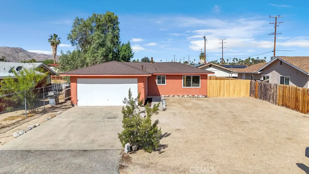 6414 East Court, 29 Palms, CA — listing photo 1