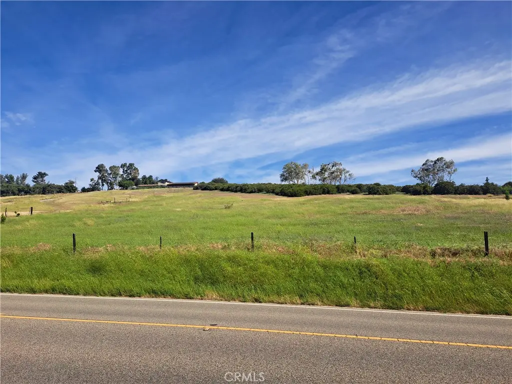 4286 E Hwy 41, Templeton, CA — listing photo 1