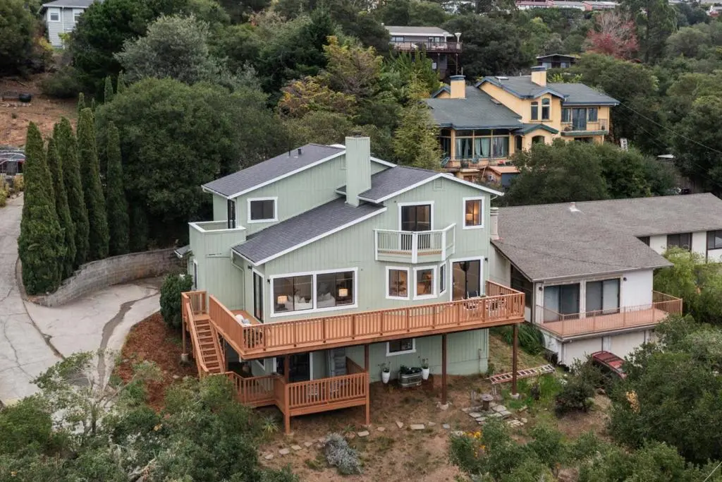 Single Family Residence for sale at 3600 Klamath Street, Oakland, CA featuring 4 beds and 4 baths