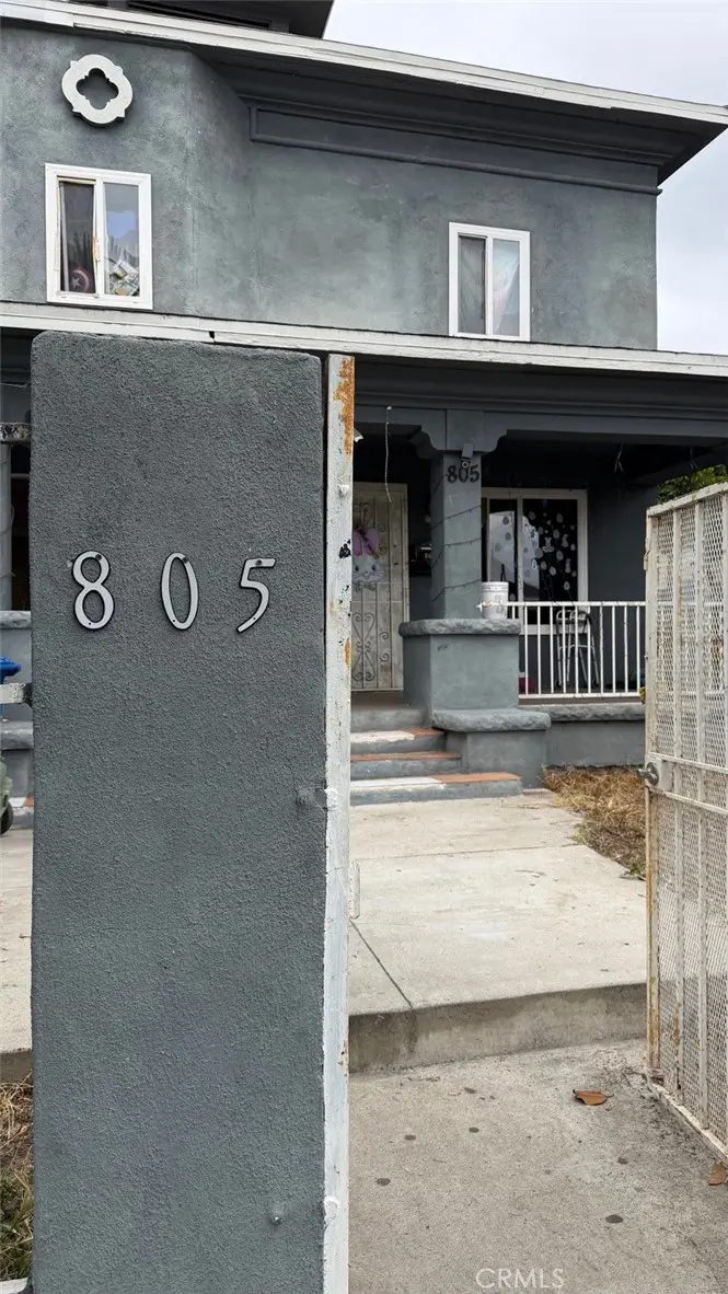 Quadruplex for sale at 805 E 25TH ST, Los Angeles, CA featuring 9 beds and 4 baths