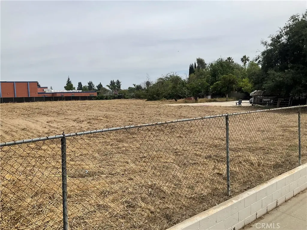 1760 S Towne, Pomona, CA — listing photo 1
