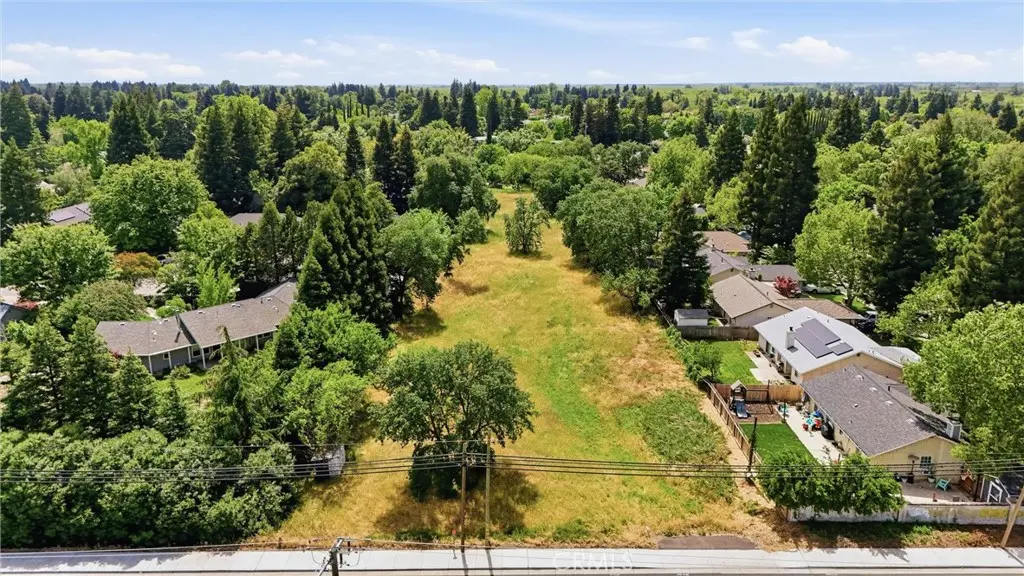 2015 Nord, Chico, CA — listing photo 1