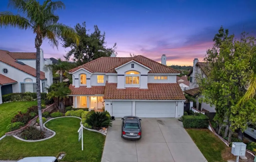 Single Family Residence for sale at 40604 Via Diamante, Murrieta, CA featuring 4 beds and 3 baths