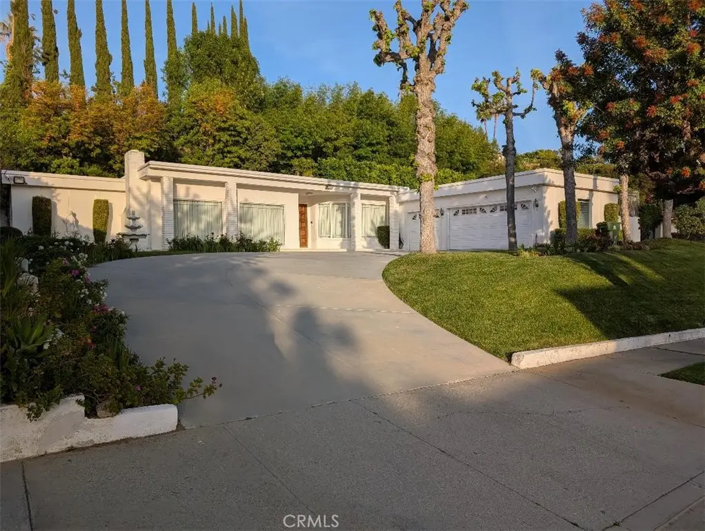 17976 Medley, Encino, CA — listing photo 1