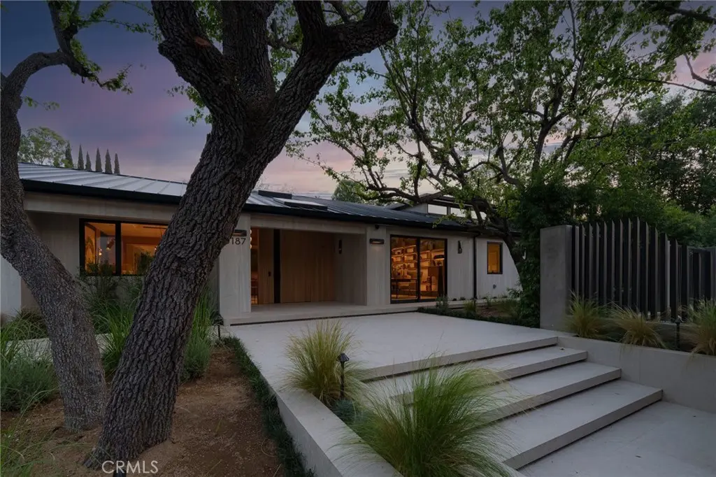 3187 Oakdell Rd, Studio City, CA — listing photo 1