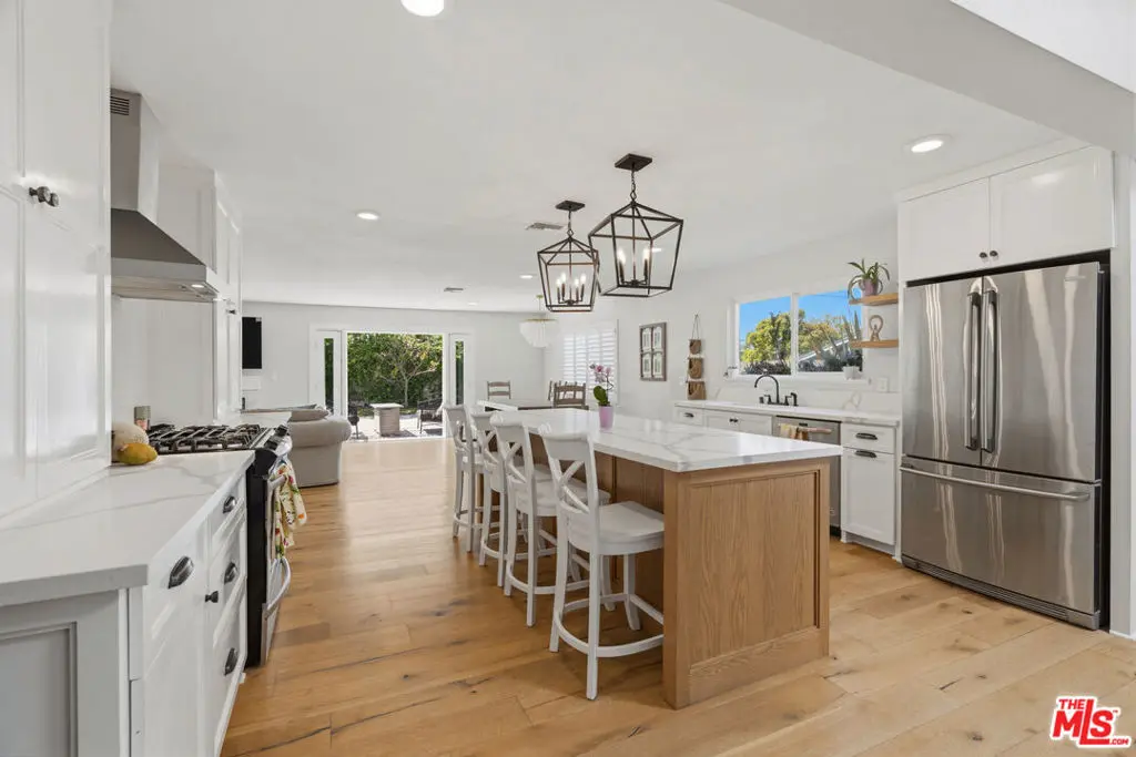 7022 Lofty Grove Drive, Rancho Palos Verdes, CA — listing photo 1