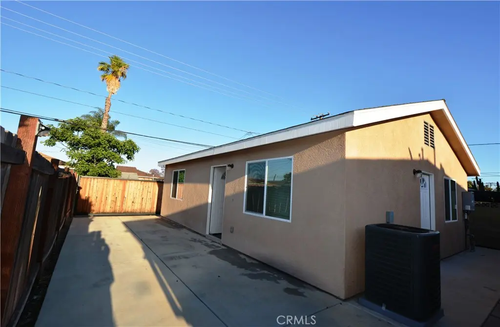 Residential Lease for rent at 18328 Devlin Avenue, Artesia, Los Angeles County, CA featuring 2 beds and 1 bath