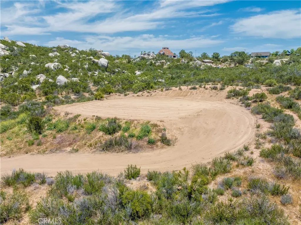 712 Rolling Hills Drive, Aguanga, CA — listing photo 1