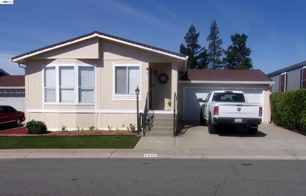 Manufactured In Park for sale at 1840 Paris Lane, Antioch, CA featuring 2 beds and 2 baths