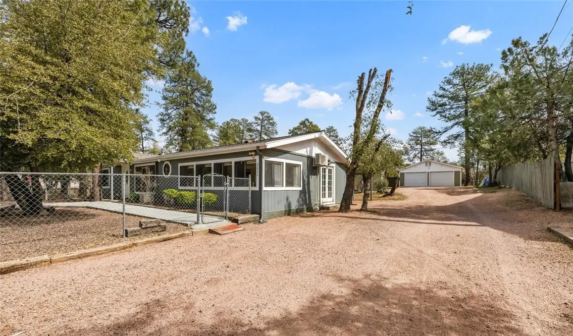 Residential Lease for rent at 205 S Ponderosa Street C, Other, Foreign Country County, CA featuring 3 beds and 2 baths