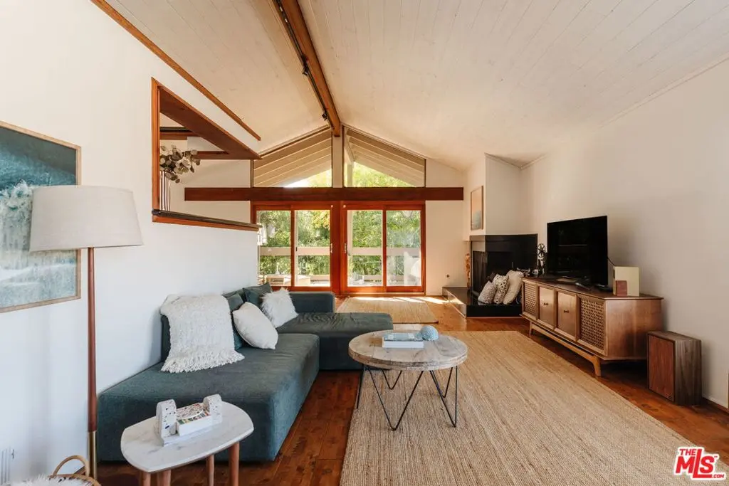 Single Family Residence for sale at 4450 Alla Road, Los Angeles, CA featuring 3 beds and 3 baths