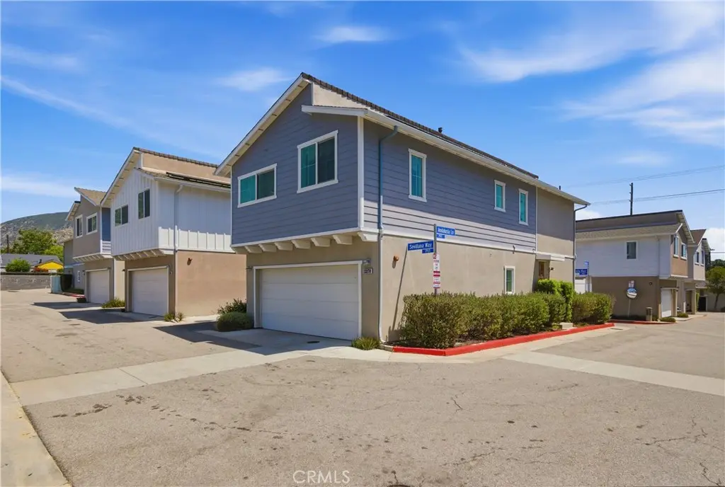 13270 W Sevillana way, Sylmar, CA — listing photo 1