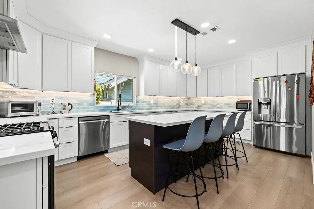 Duplex for sale at 1347 Atlantic, Long Beach, CA