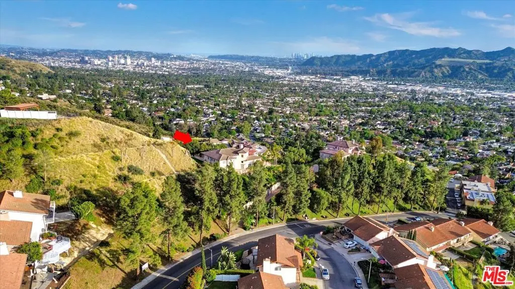 Single Family Residence for sale at 1248 E Tujunga Avenue, Burbank, CA featuring 5 beds and 6 baths