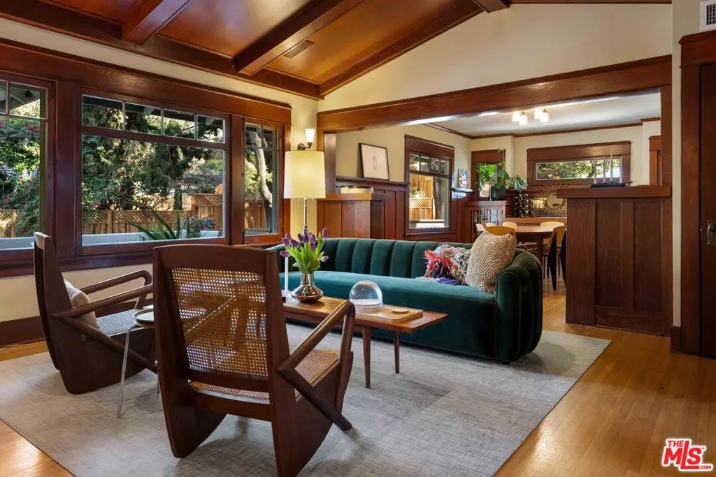Residential Lease for rent at 8050 Jovenita Canyon Drive, Los Angeles, Los Angeles County, CA featuring 3 beds and 2 baths