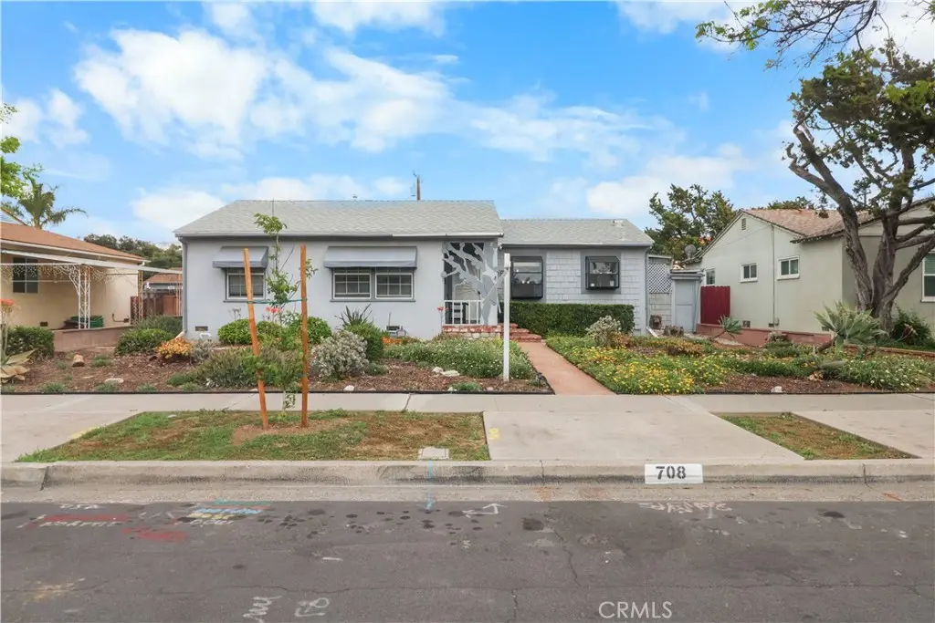 Single Family Residence for sale at 708 S Orange, Fullerton, CA featuring 3 beds and 2 baths