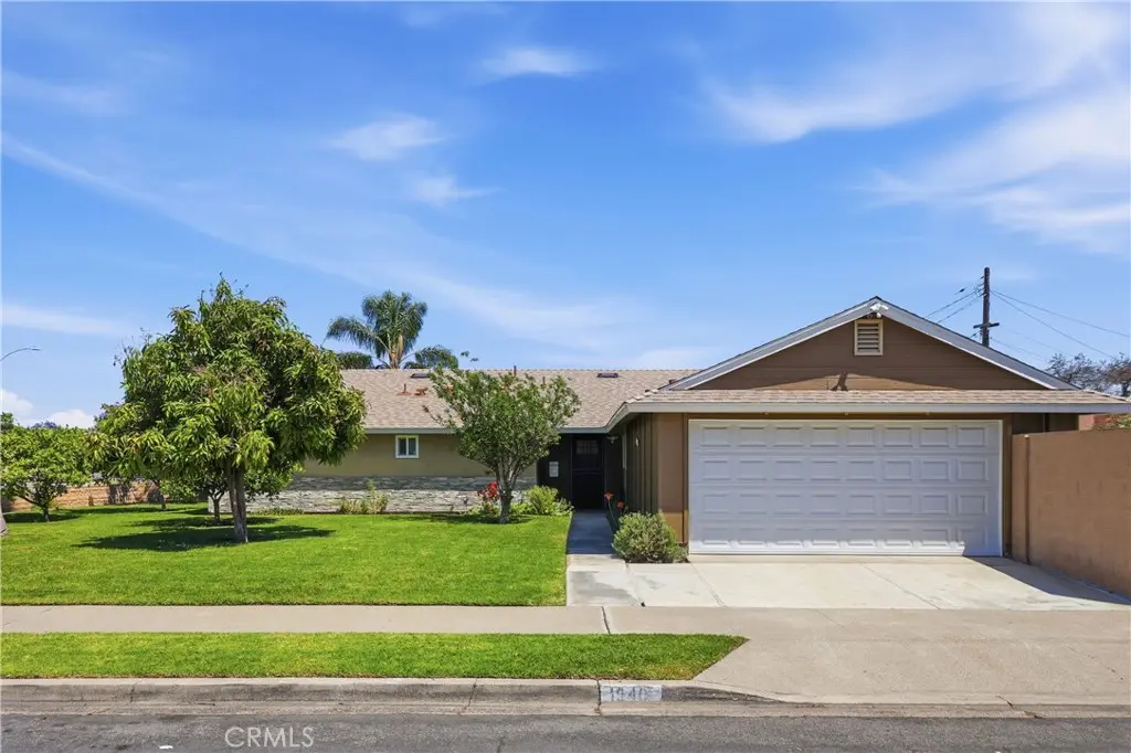 Single Family Residence for sale at 1946 W Broadway, Anaheim, CA featuring 4 beds and 2 baths