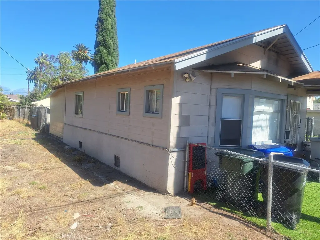 669 N Crescent, San Bernardino, CA — listing photo 1