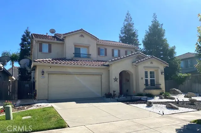 1220 E Springer Drive, Turlock, CA — listing photo 1