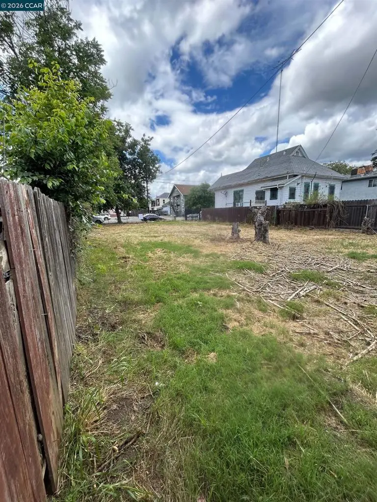 518 S Sutter St, Stockton, CA — listing photo 1