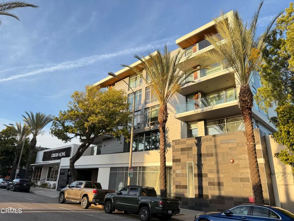 482 S Arroyo 410, Pasadena, CA — listing photo 1