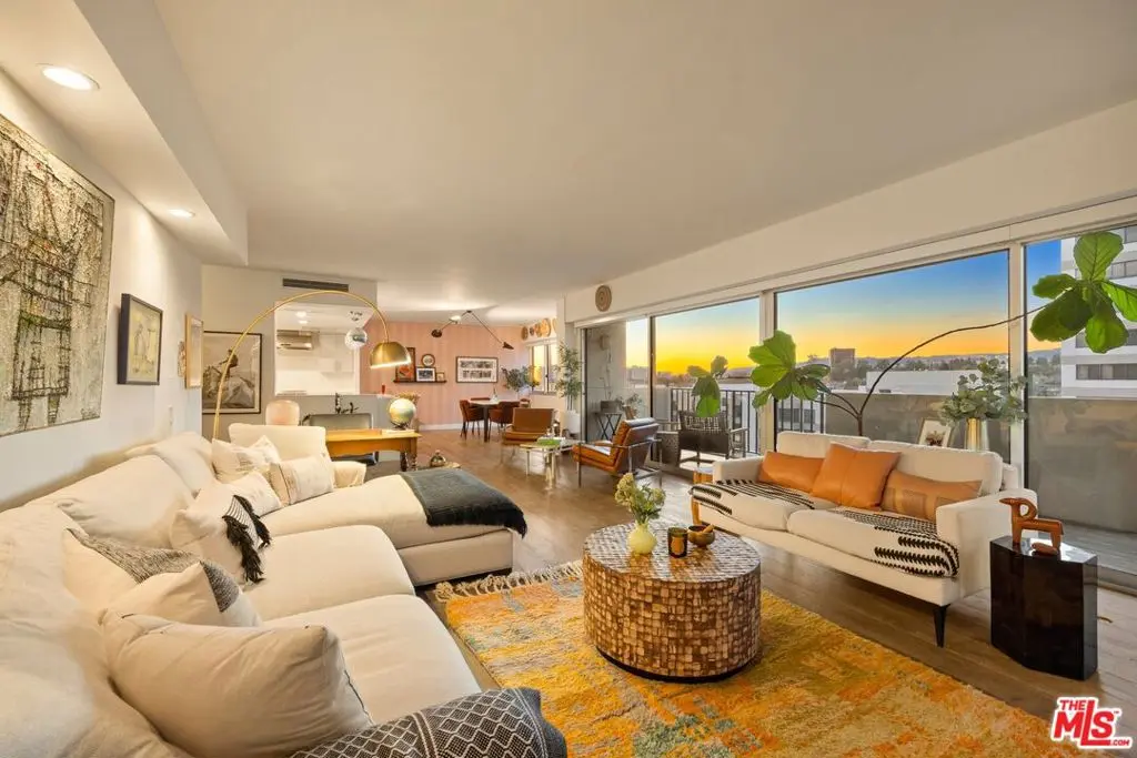 Condominium for sale at 10450 Wilshire Boulevard 7E, Los Angeles, CA featuring 3 beds and 2 baths