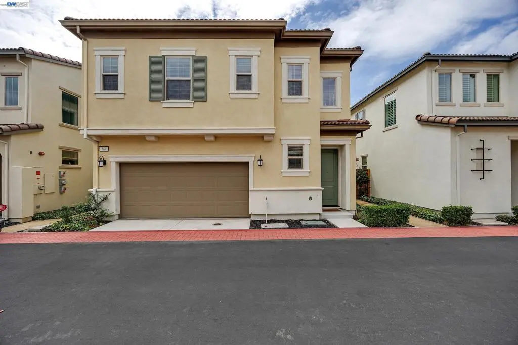 464 E Yarrow Pl, Mountain House, CA — listing photo 1