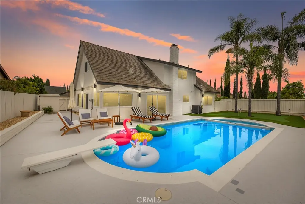 Residential Lease for rent at 24091 Marathon, Mission Viejo, Orange County, CA featuring 6 beds and 3 baths