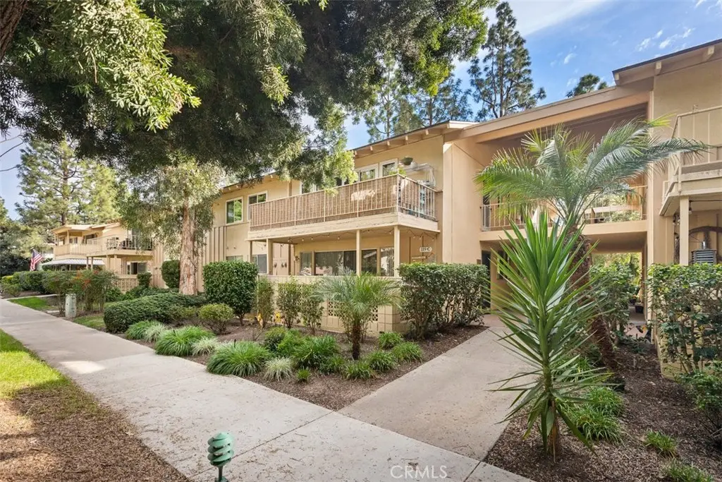 119 VIA ESTRADA P, Laguna Woods, CA — listing photo 1
