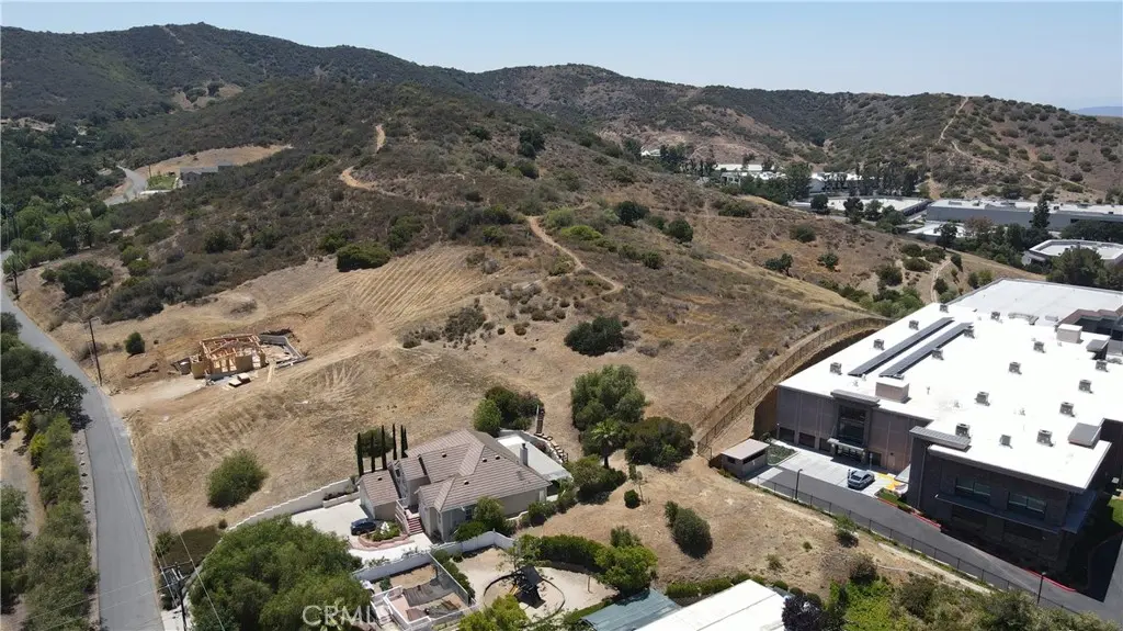 1 Skyline Drive, Thousand Oaks, CA — listing photo 1