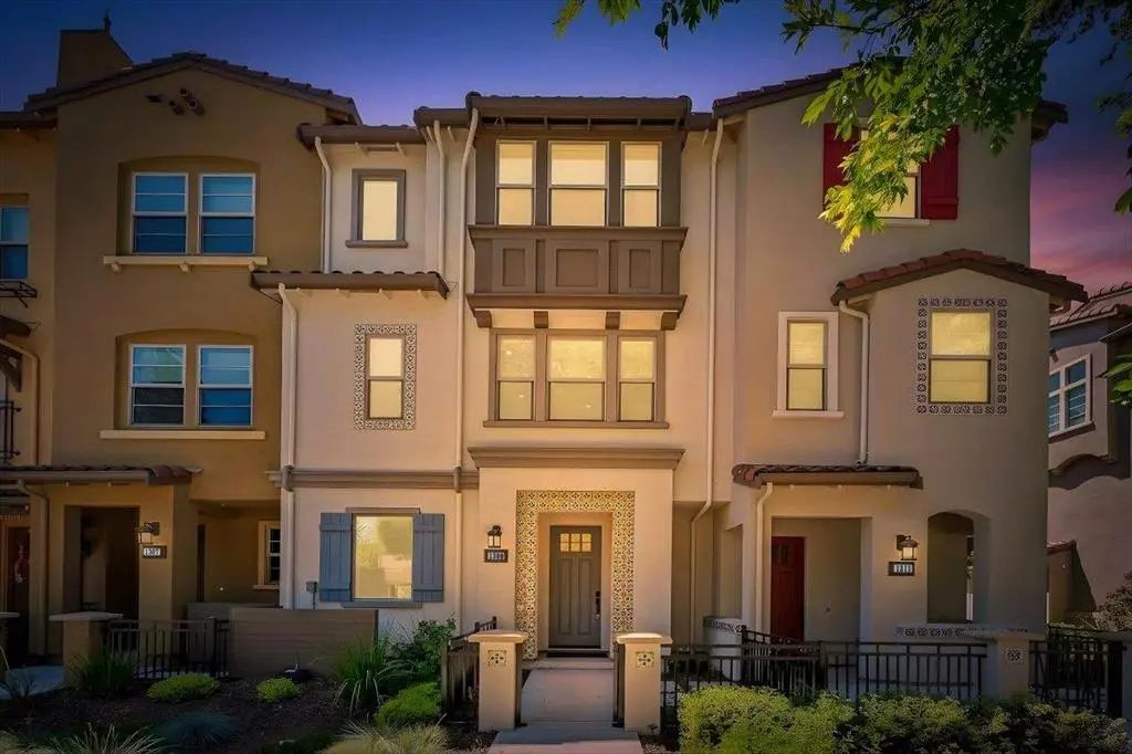 1309 W Middlefield Road, Mountain View, CA — listing photo 1
