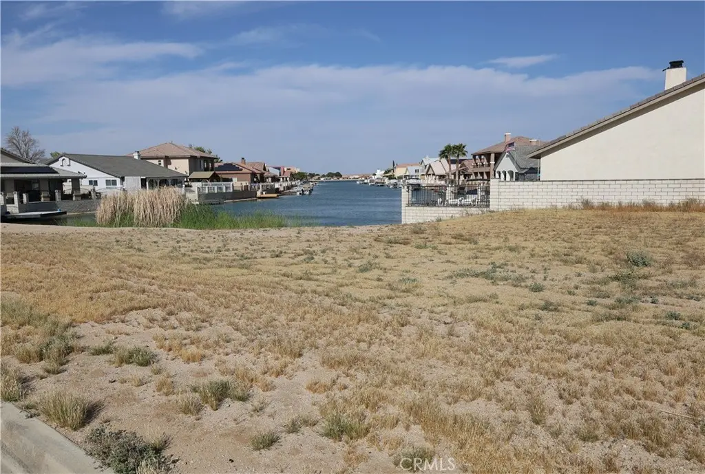 14354 Ironsides, Helendale, CA — listing photo 1