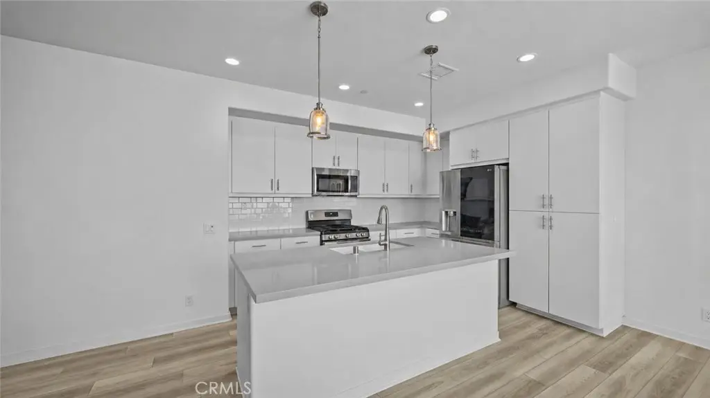 16282 Meadowhouse Avenue, Chino, CA — listing photo 1