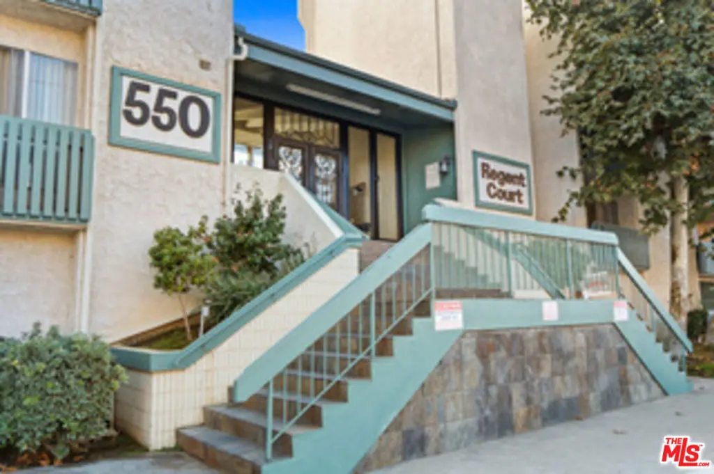 550 W Regent Street 330, Inglewood, CA — listing photo 1
