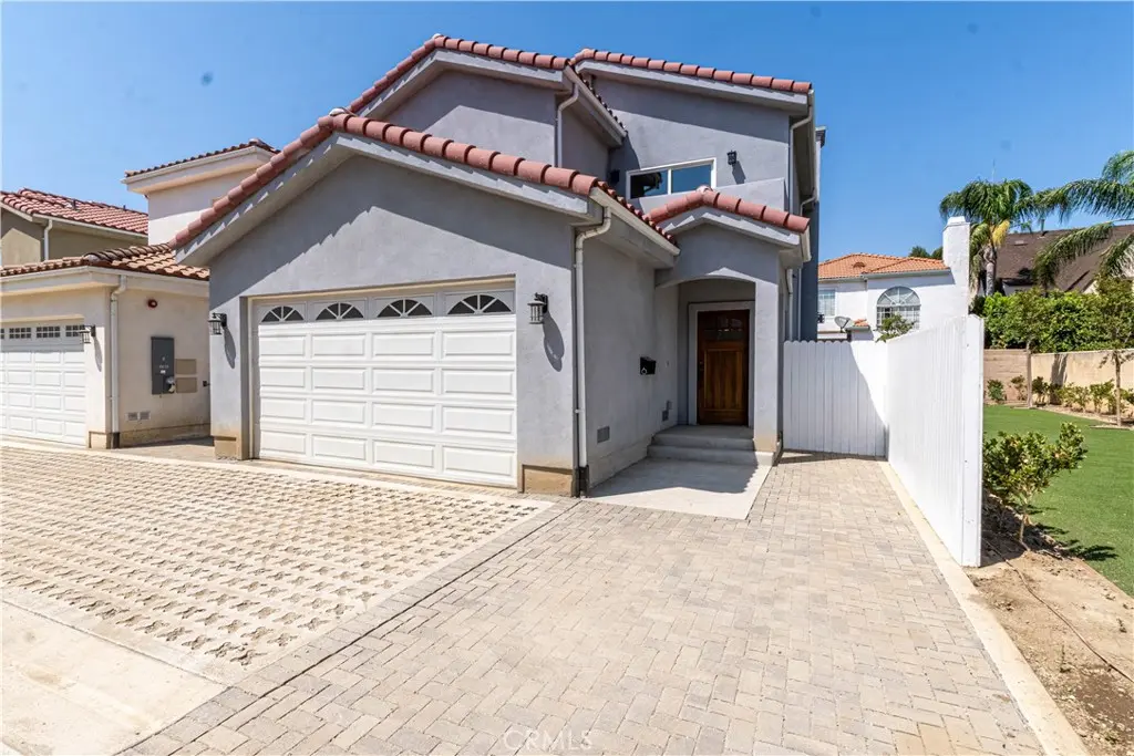 9246 Cedros 6, Panorama City, CA — listing photo 1