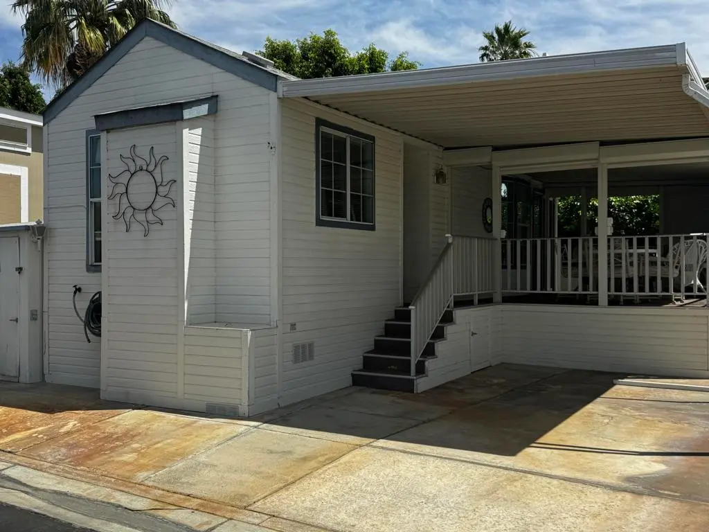 Manufactured In Park for sale at 84136 Avenue 44 114, Indio, CA featuring 1 bed and 1 bath