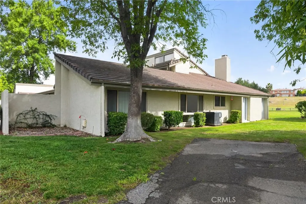 Condominium for sale at 29266 Via Frontera Rd, Murrieta, CA featuring 2 beds and 2 baths