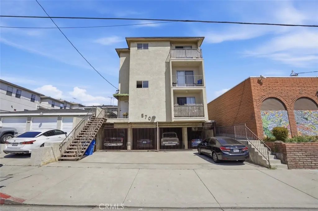570 W 8th, San Pedro, CA — listing photo 1