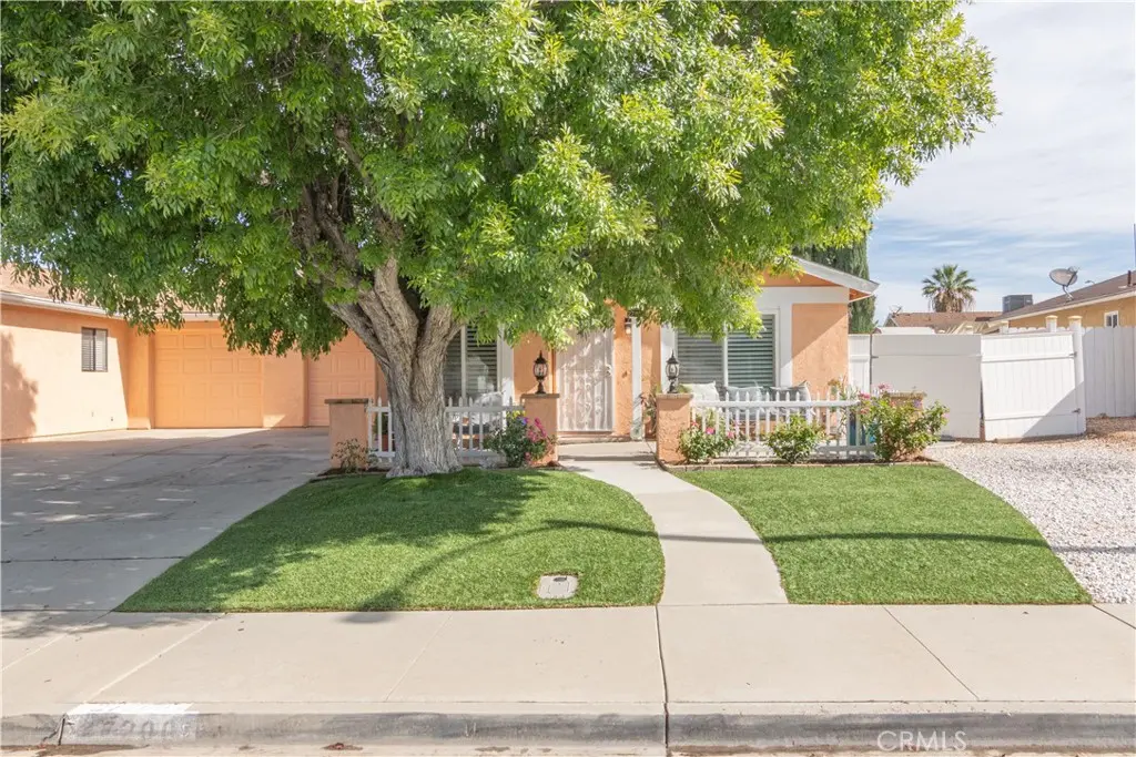 Single Family Residence for sale at 27200 Coronado, Menifee, CA featuring 2 beds and 2 baths