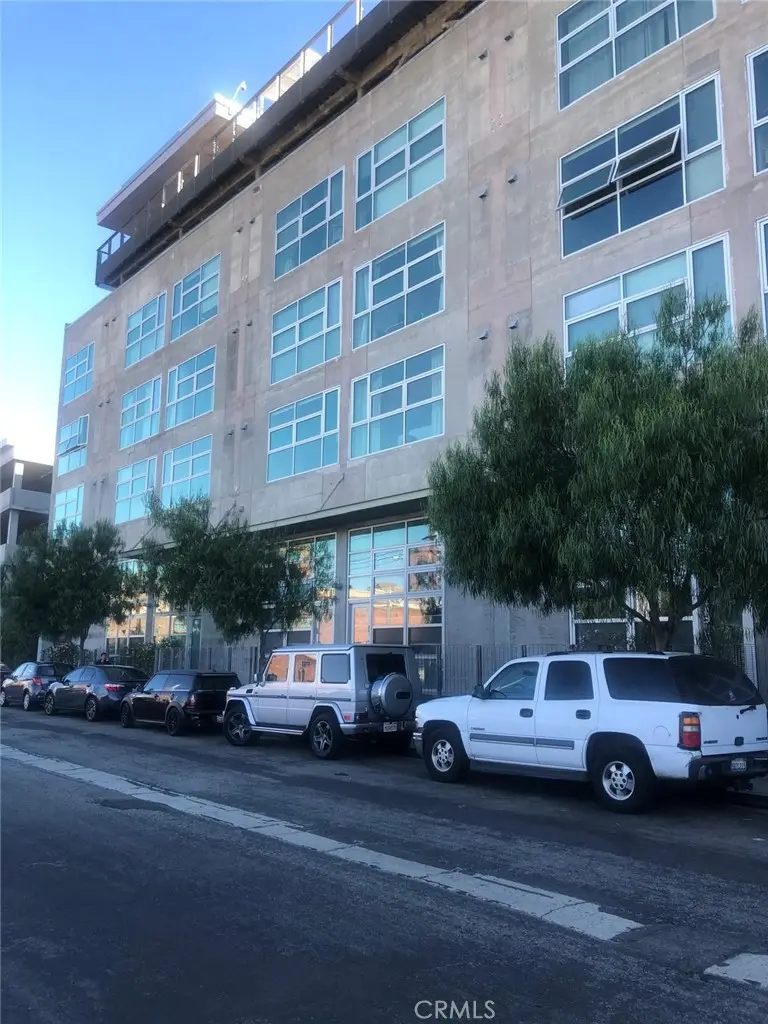 Condominium for sale at 510 S Hewitt Street 515, Los Angeles, CA featuring 1 bed and 1 bath