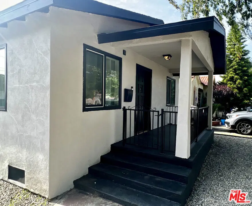 9413 Virginia Avenue, South Gate, CA — listing photo 1