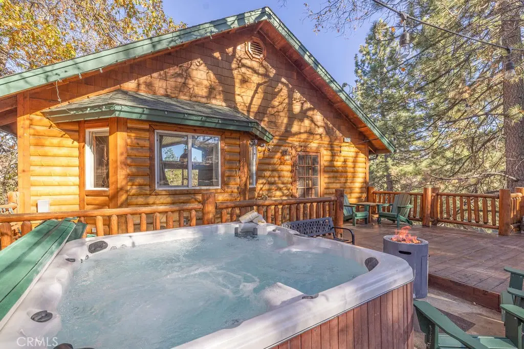 712 Villa Grove, Big Bear City, CA — listing photo 1