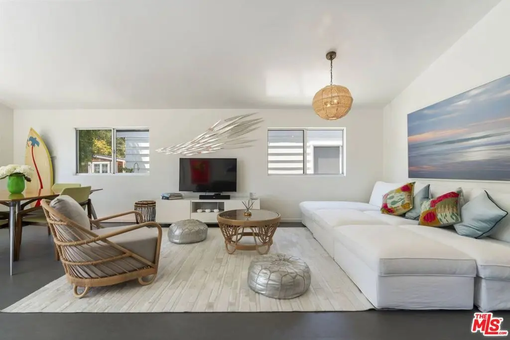 29 Paradise Cove Road, Malibu, CA — listing photo 1