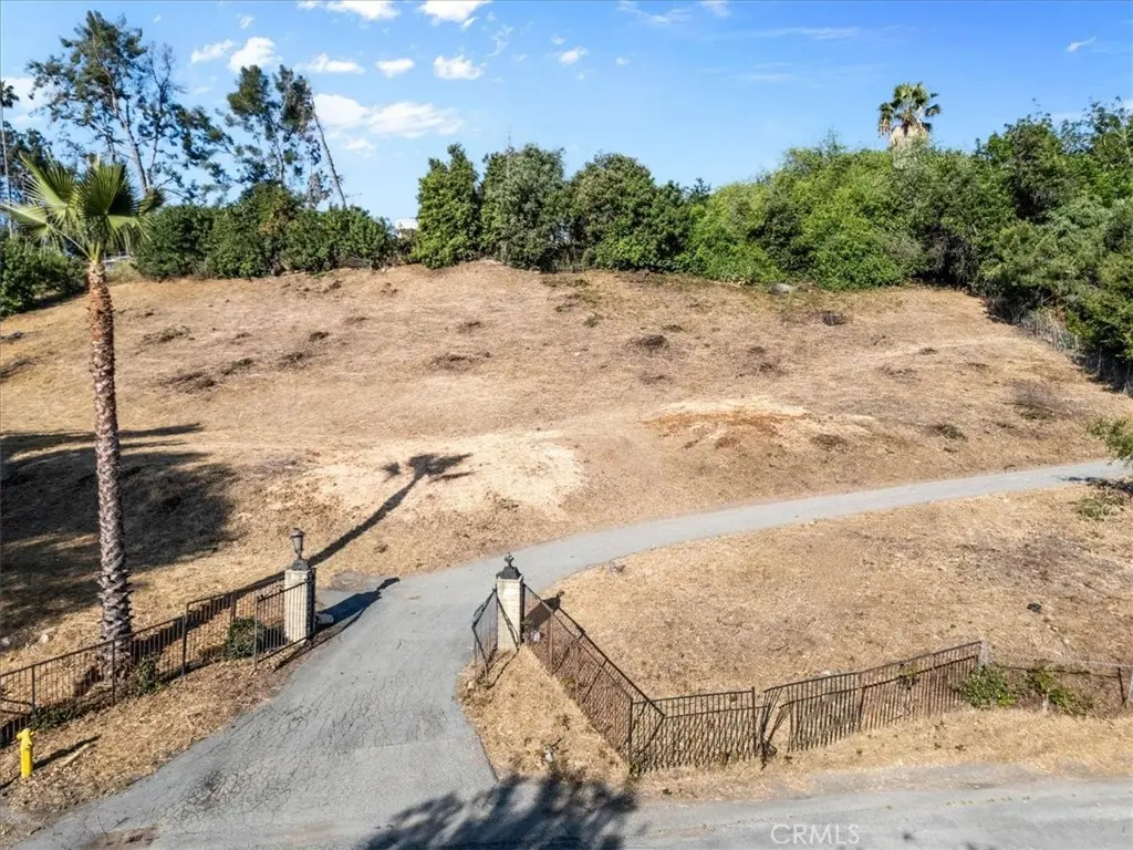 21544 Covina Hills Rd, Covina, CA — listing photo 1