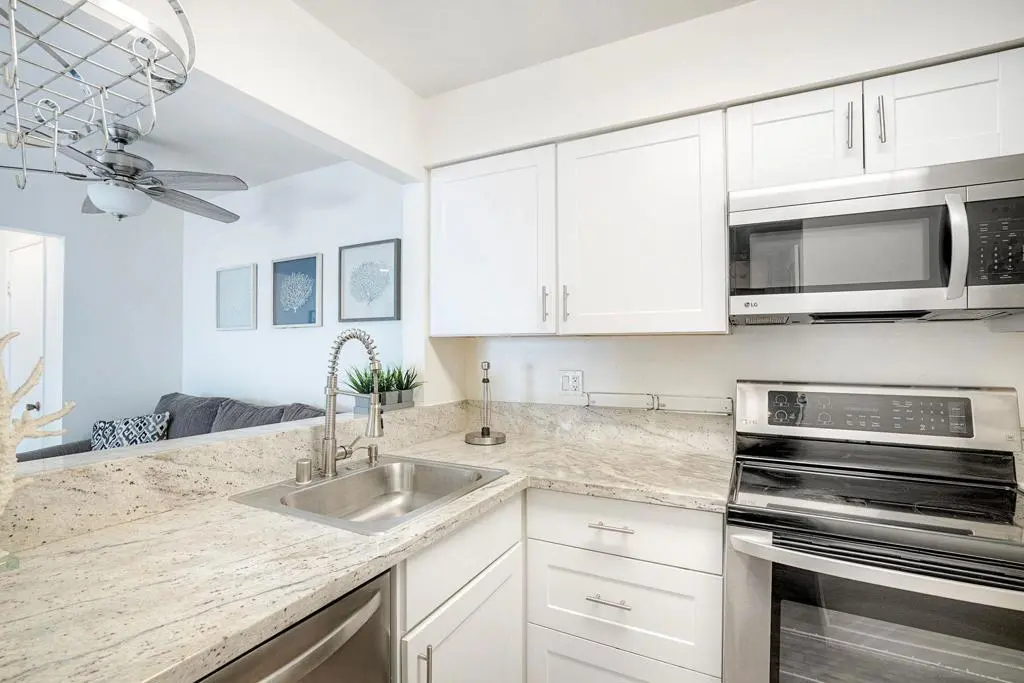 1337 Caminito Gabaldon H, San Diego, CA — listing photo 1