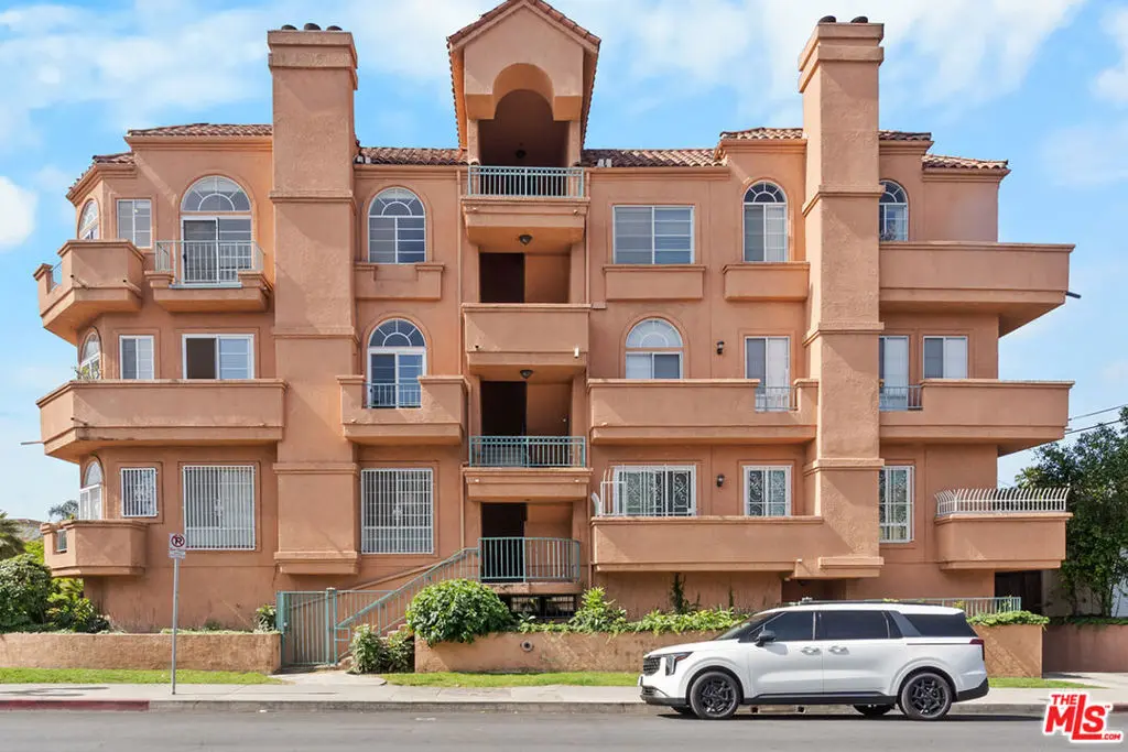 Condominium for sale at 801 Lorraine Boulevard 301, Los Angeles, CA featuring 2 beds and 2 baths