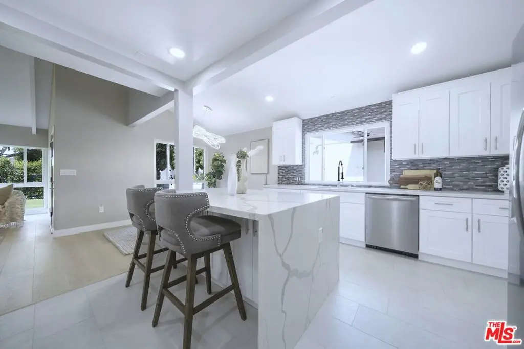 5628 Cleon Avenue, North Hollywood, CA — listing photo 1