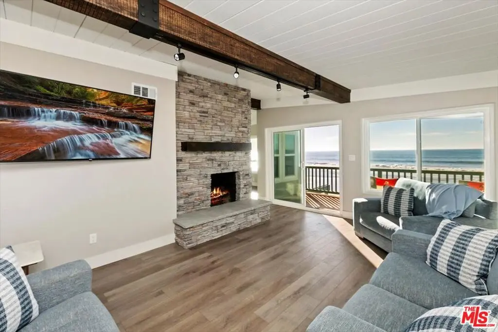 1610 Seacoast Drive D, Imperial Beach, CA — listing photo 1
